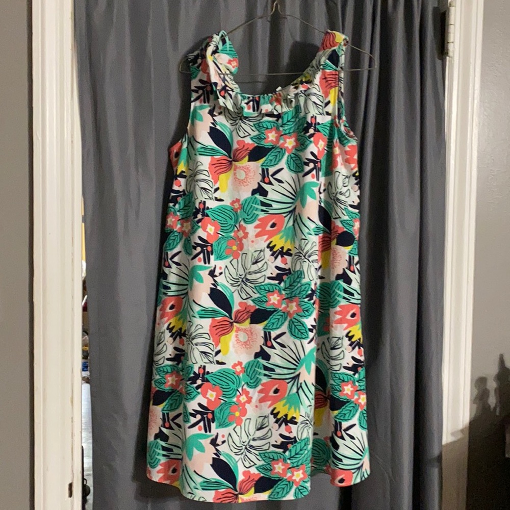 Crown and Ivy dress